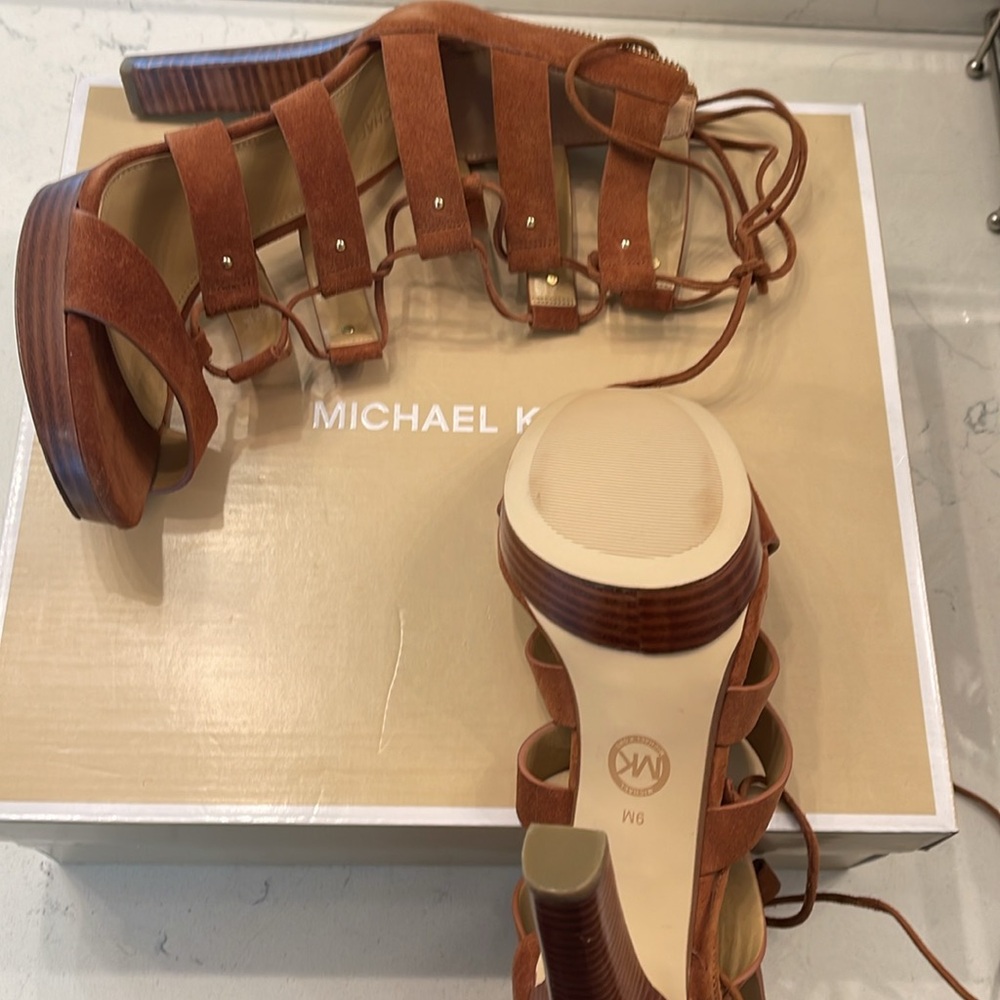 Tan Suede platform Michael Kors sandal size 9 - brand new in the box. - Picture 6 of 6